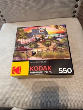 Kodak Coastal Cottage Puzzle with Sunset Hues (Multicolor)